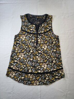 Lucky Brand Floral Split Neck Sleeveless Top with Crochet Trim Size Medium
